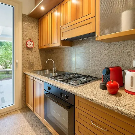 Paradise House & Garden فيلة *