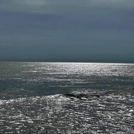 Paradise House & Garden